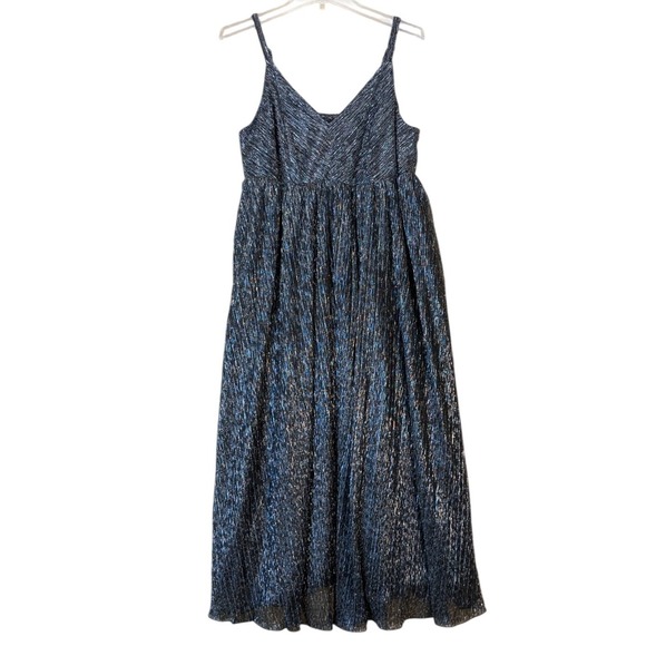 torrid Dresses & Skirts - Torrid Dress Women's 10 Silver Metallic Knit Maxi V-Neck Smocked Festive Disco